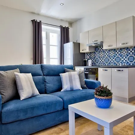 Ursula Self Catering And 1-br In By Tritoni *