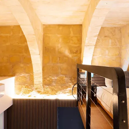 Ursula Self Catering And 1-br In By Tritoni Valletta