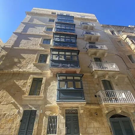 Ursula Self Catering And 1-br In By Tritoni Valletta
