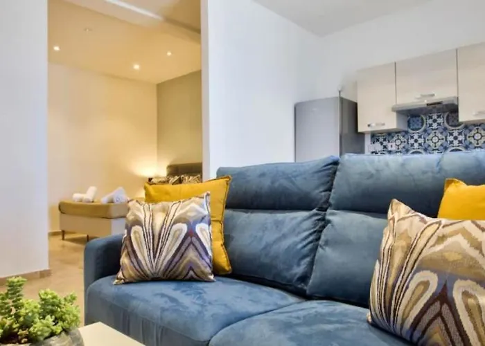 Lägenhet Ursula Self Catering And 1-br In By Tritoni