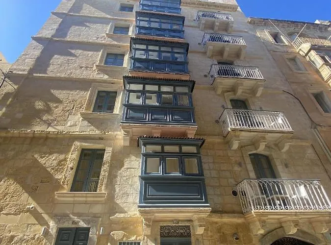 Ursula Self Catering And 1-br In By Tritoni Valletta