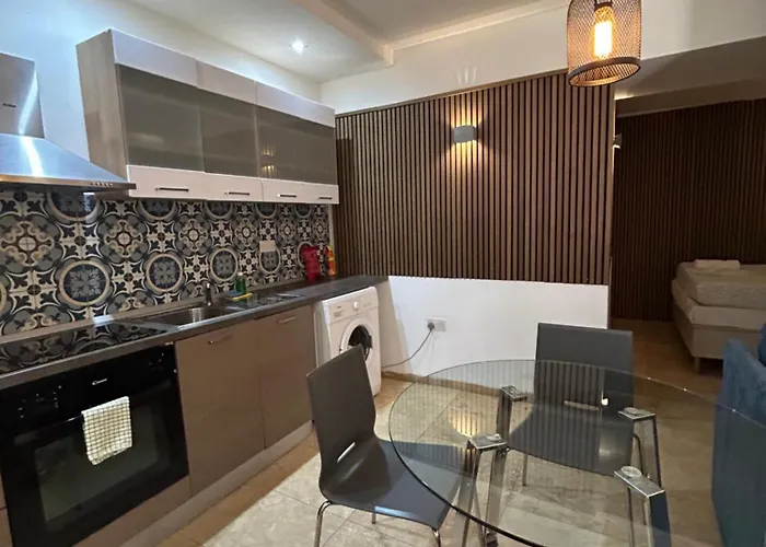 Ursula Self Catering And 1-br In By Tritoni * Βαλέτα