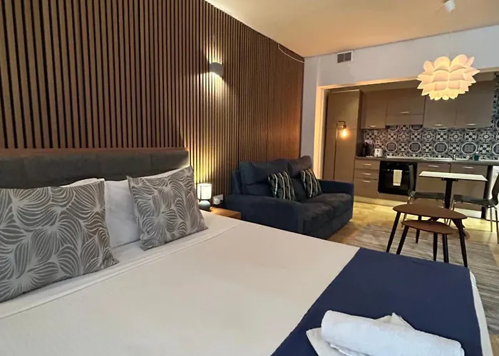 Ursula Self Catering And 1-br In By Tritoni